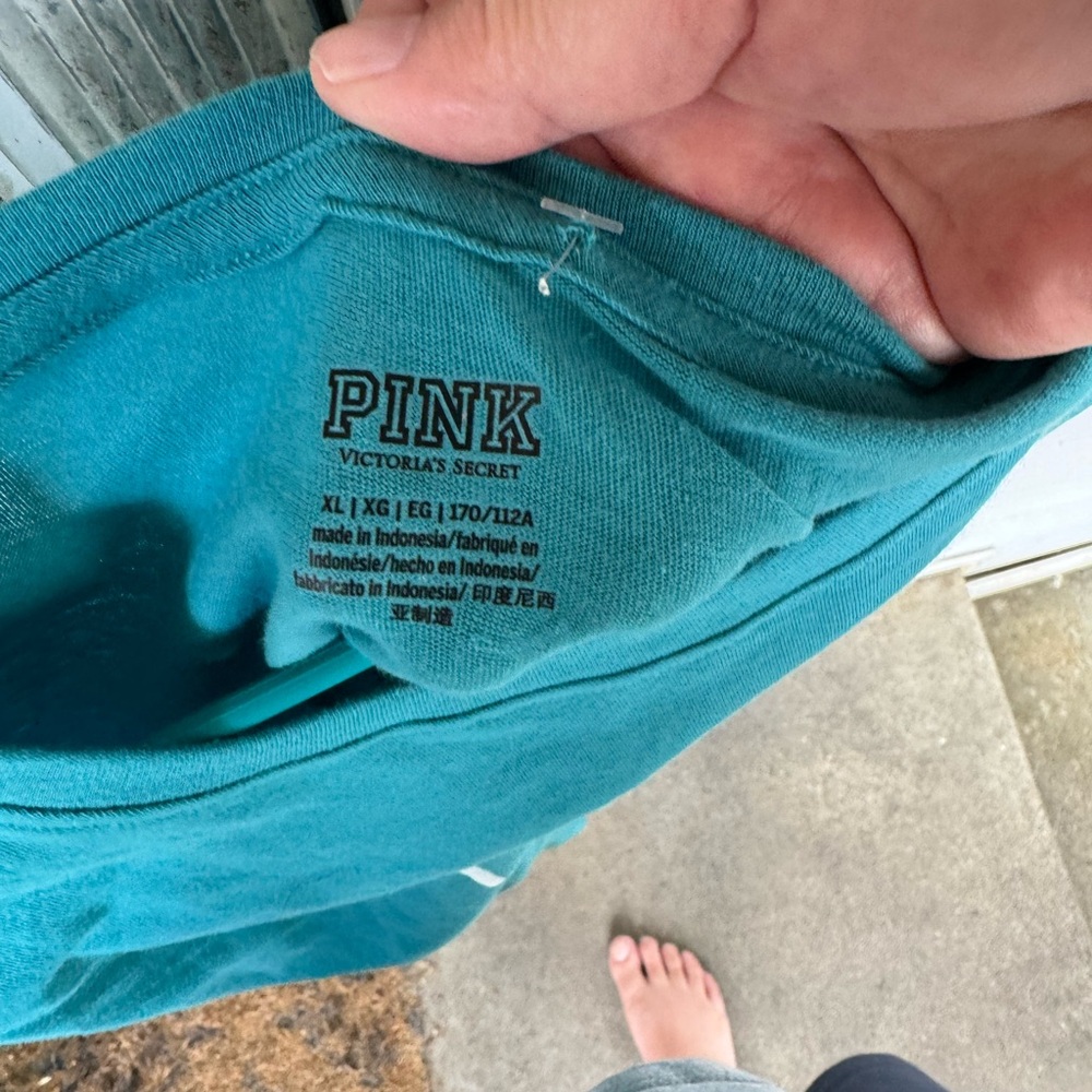 Xxl - Picture 2 of 5
